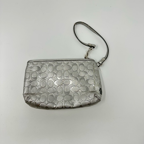 Coach Metallic Silver Wristlet With Heart Charm - Picture 4 of 15